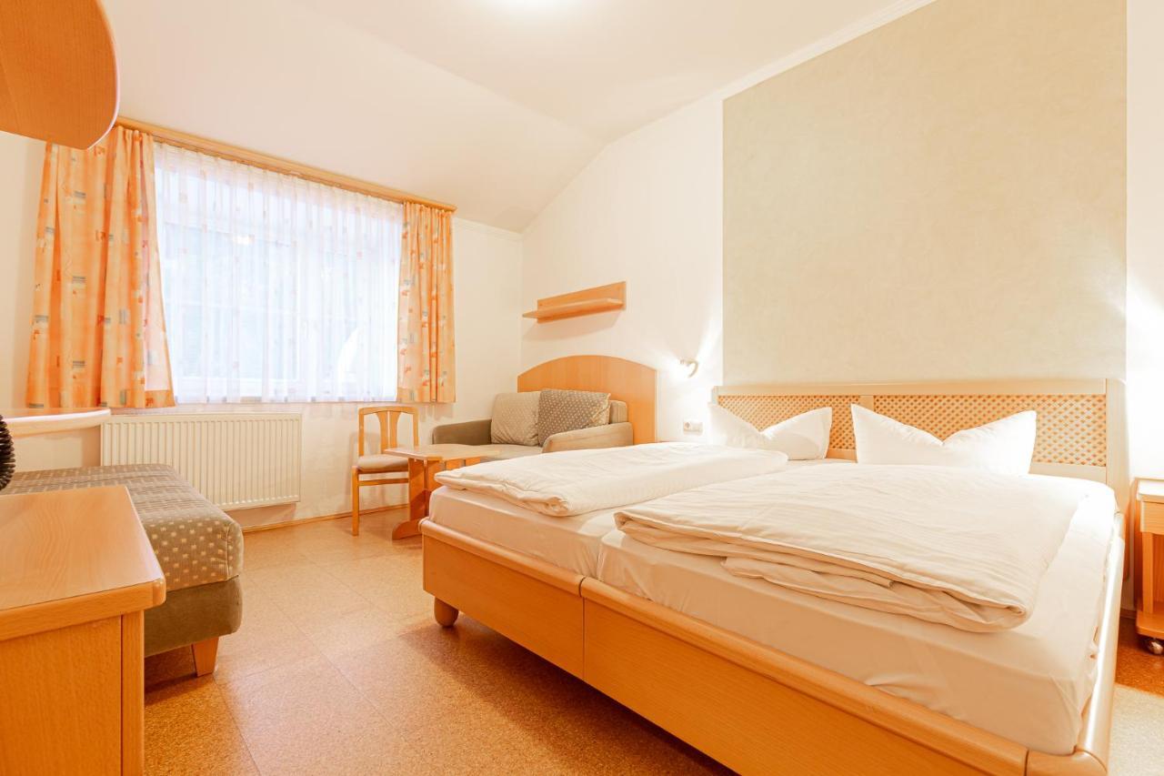 Gasthof Zur Post Sankt Kathrein am Hauenstein Exterior foto